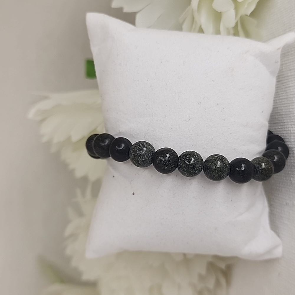(6)Handmade serpentine  beaded bracelets